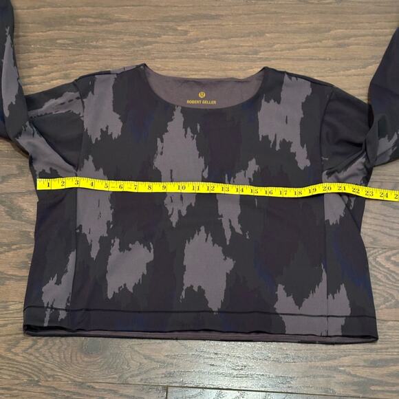 Lululemon x Robert Geller Take The Moment Long Sleeve Sweatshirt Camo Size L /XL - Picture 12 of 12